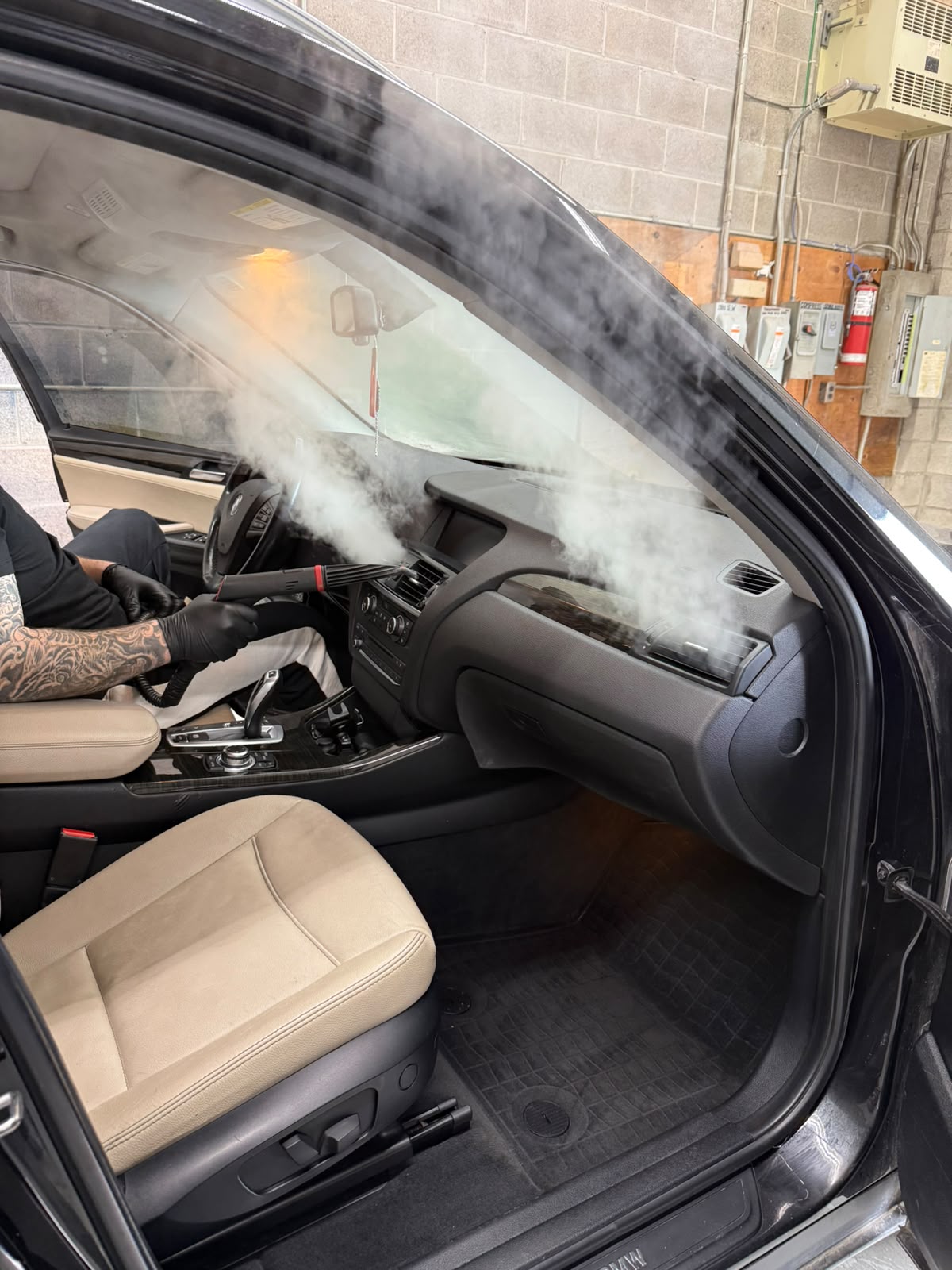220°F Dry-Vapor Steam & Leather Restoration